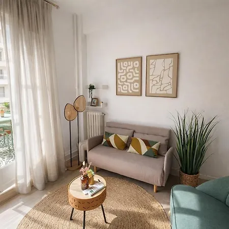 Le Petit Safran - Et Terrasse Niza